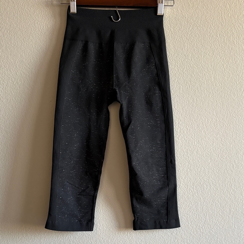 Lululemon Free To Flow Crop Leggings Black / White Ribbed Waistband #W6AE1S Sz 4 - Picture 7 of 9